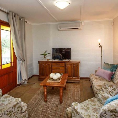 Apartament Hazenjacht Karoo Lifestyle - SPITZKOP Oudtshoorn Zewnętrze zdjęcie